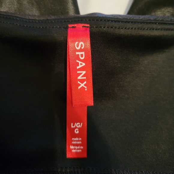 Spanx Black Coated Leggings Size Large - Picture 3 of 12